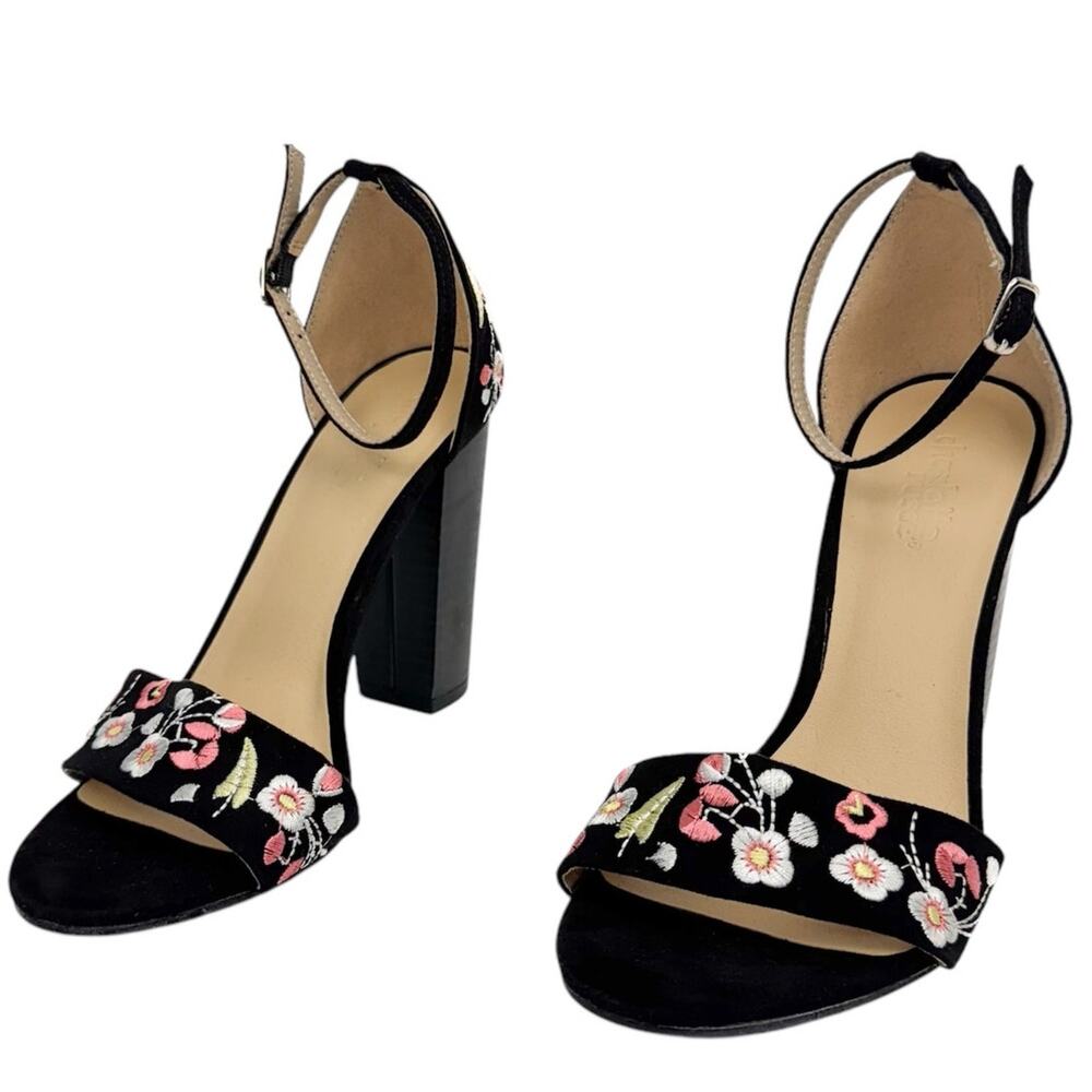 Charlotte Russe Black Suede Embroidered Floral Strappy High Heel Sandals 6 Boho